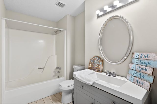 544 Holly Run Court, Spartanburg, SC 29303