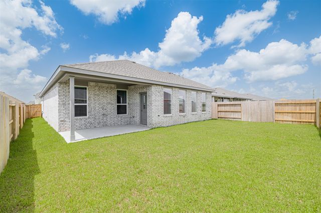 1906 Stargazer Ln, Angleton, TX 77515