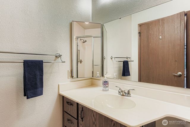 3300 Carpenter Road SE #100, Lacey, WA 98503