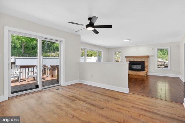 2620 VALLEY VIEW DR, Lancaster, PA 17601