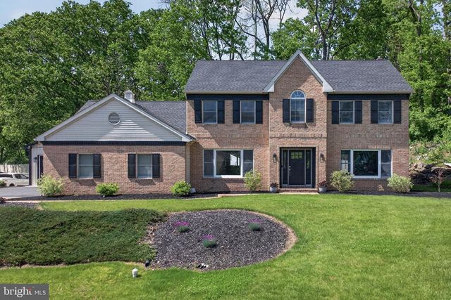 2620 VALLEY VIEW DR, Lancaster, PA 17601