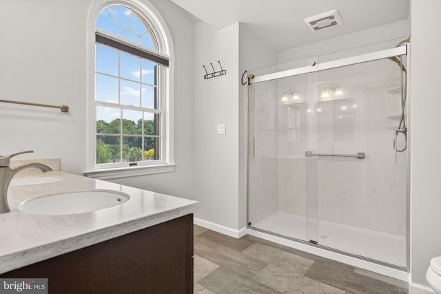 2620 VALLEY VIEW DR, Lancaster, PA 17601