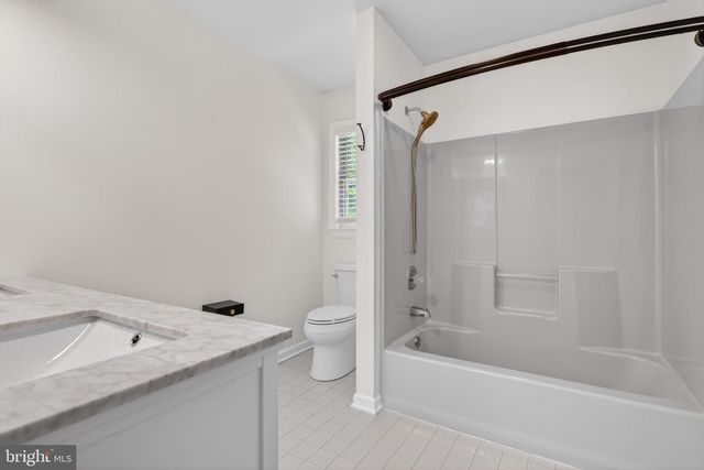 2620 VALLEY VIEW DR, Lancaster, PA 17601