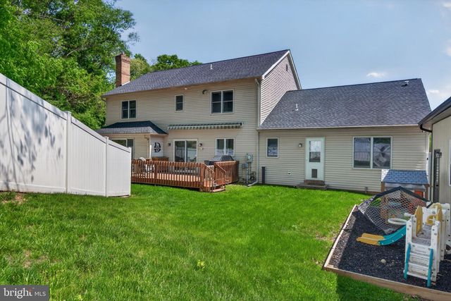 2620 VALLEY VIEW DR, Lancaster, PA 17601
