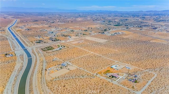 3789 Luna Road, Phelan, CA 92371