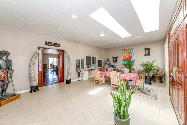 3789 Luna Road, Phelan, CA 92371