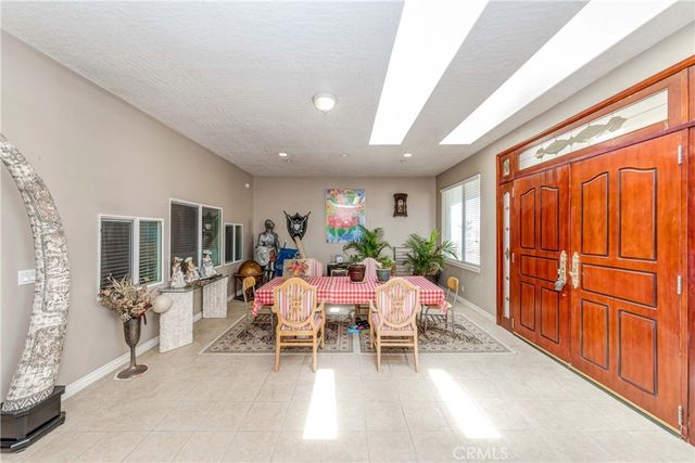 3789 Luna Road, Phelan, CA 92371