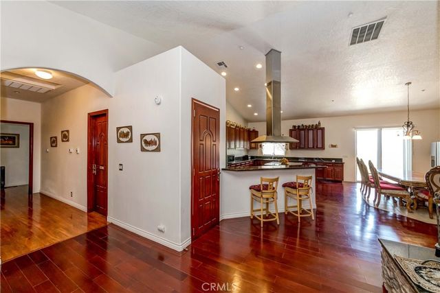 3789 Luna Road, Phelan, CA 92371