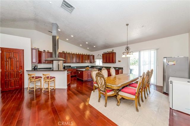 3789 Luna Road, Phelan, CA 92371