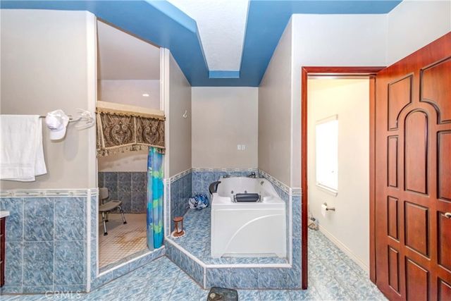 3789 Luna Road, Phelan, CA 92371