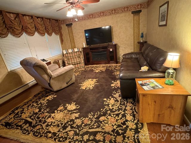 730 Harris Avenue NW, Valdese, NC 28690