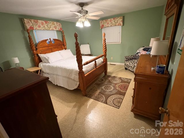 730 Harris Avenue NW, Valdese, NC 28690