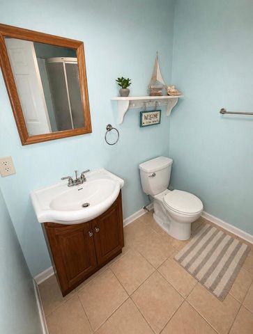 1712 Arlington Avenue E, Saint Paul, MN 55106