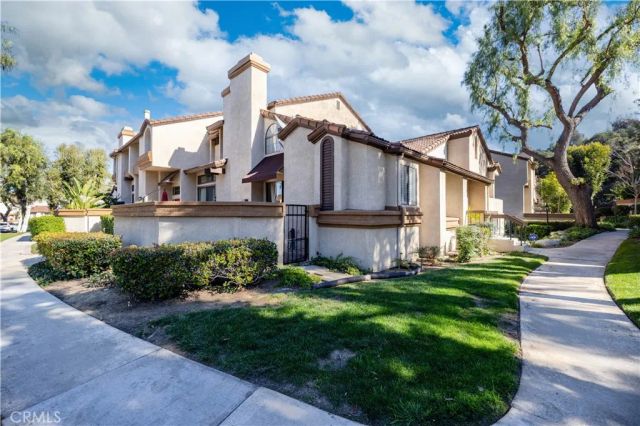 5 Mountain Shadows Pl, Pomona, CA 91766