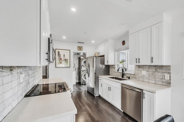 3291-3293 NE 18th Terrace 1-2, Oakland Park, FL 33306