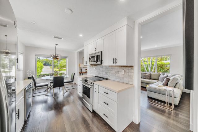 3291-3293 NE 18th Terrace 1-2, Oakland Park, FL 33306
