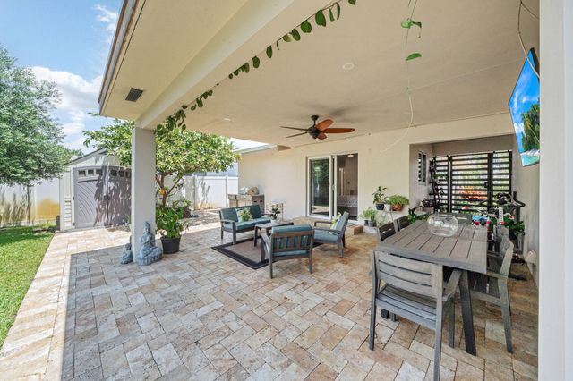 3291-3293 NE 18th Terrace 1-2, Oakland Park, FL 33306