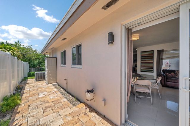 3291-3293 NE 18th Terrace 1-2, Oakland Park, FL 33306