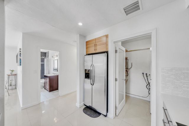 3291-3293 NE 18th Terrace 1-2, Oakland Park, FL 33306