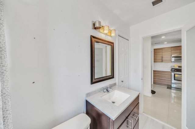 3291-3293 NE 18th Terrace 1-2, Oakland Park, FL 33306
