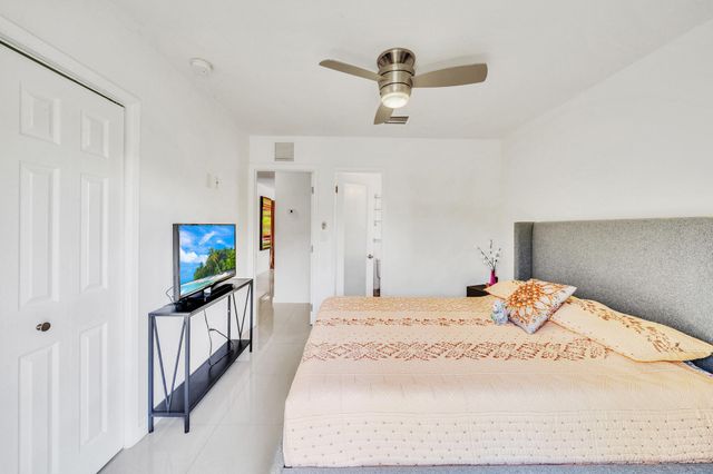 3291-3293 NE 18th Terrace 1-2, Oakland Park, FL 33306