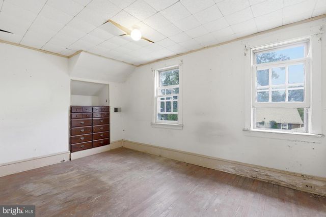 431 ALBANY AVE, Haddon Township, NJ 08108