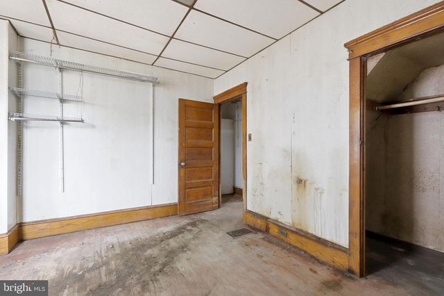 431 ALBANY AVE, Haddon Township, NJ 08108