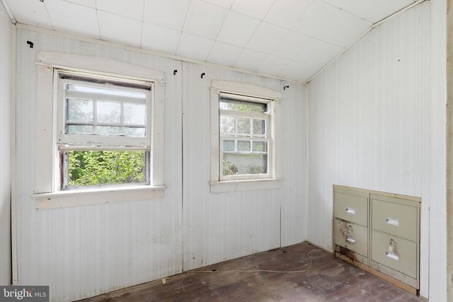 431 ALBANY AVE, Haddon Township, NJ 08108