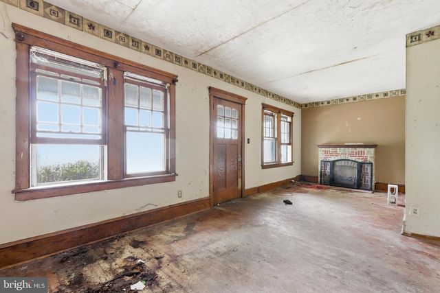 431 ALBANY AVE, Haddon Township, NJ 08108