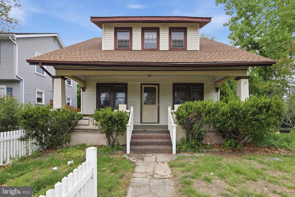 431 ALBANY AVE, Haddon Township, NJ 08108