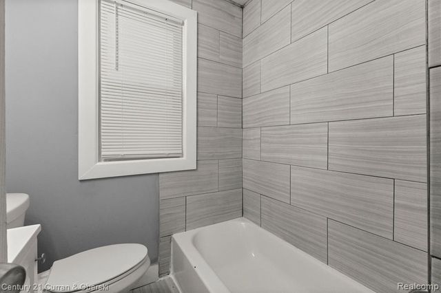 15840 Dexter Avenue, Detroit, MI 48238