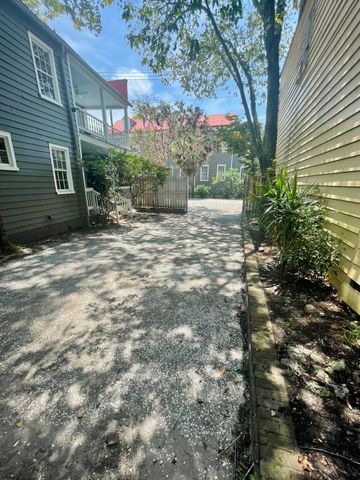 70 Vanderhorst Street, Charleston, SC 29403