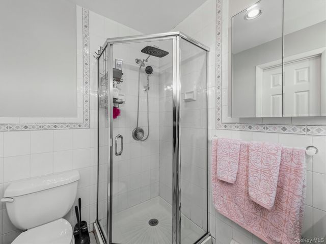 25 Preakness Lane, New City, NY 10956