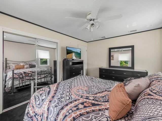 25 Preakness Lane, New City, NY 10956
