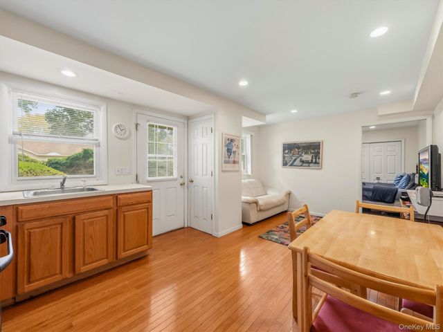 25 Preakness Lane, New City, NY 10956