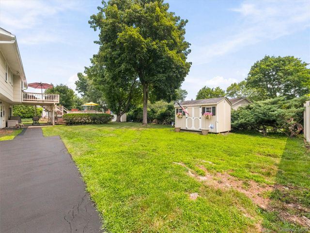 25 Preakness Lane, New City, NY 10956