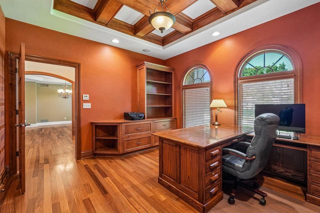 N48W25237 Aberdeen DRIVE, Pewaukee, WI 53072