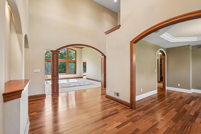 N48W25237 Aberdeen DRIVE, Pewaukee, WI 53072