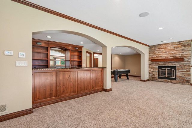 N48W25237 Aberdeen DRIVE, Pewaukee, WI 53072