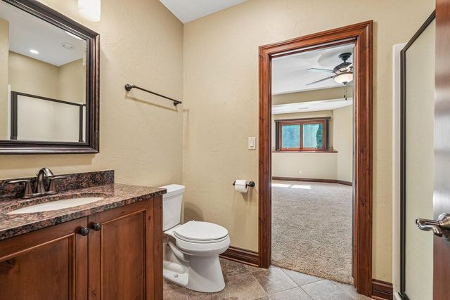 N48W25237 Aberdeen DRIVE, Pewaukee, WI 53072