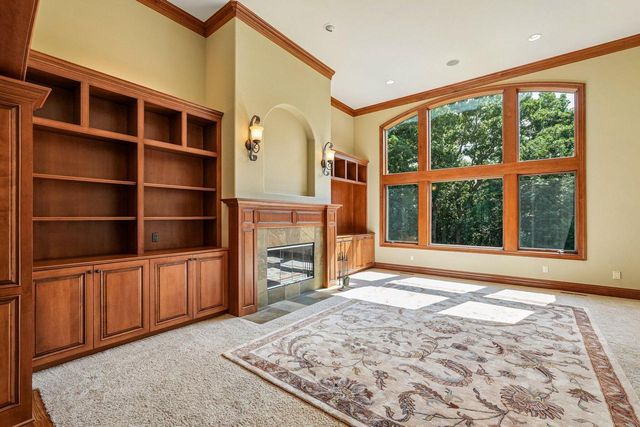 N48W25237 Aberdeen DRIVE, Pewaukee, WI 53072