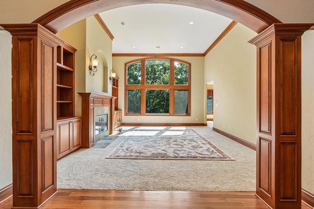 N48W25237 Aberdeen DRIVE, Pewaukee, WI 53072