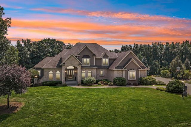 N48W25237 Aberdeen DRIVE, Pewaukee, WI 53072