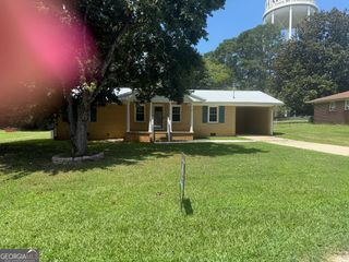 201 Pecan Drive, Hartwell, GA 30643