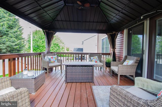 202 FEATHER DR, Shippensburg, PA 17257