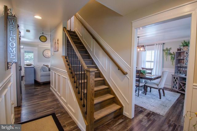 202 FEATHER DR, Shippensburg, PA 17257