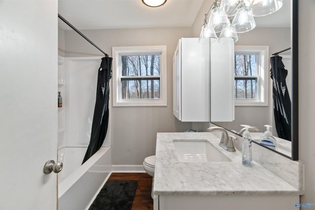 206 Rolling Hills Drive, Arab, AL 35016