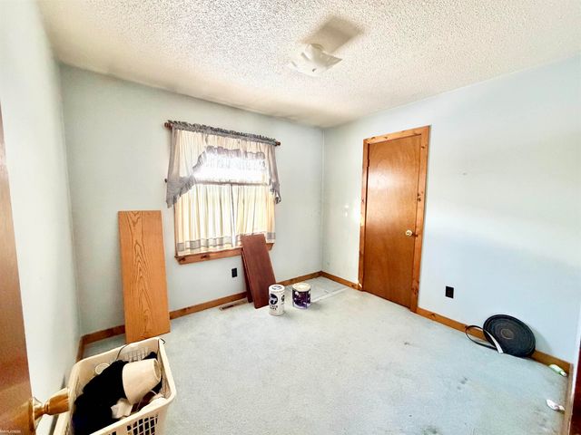 8404 N Dead Stream Road, Lyon Twp, MI 48653