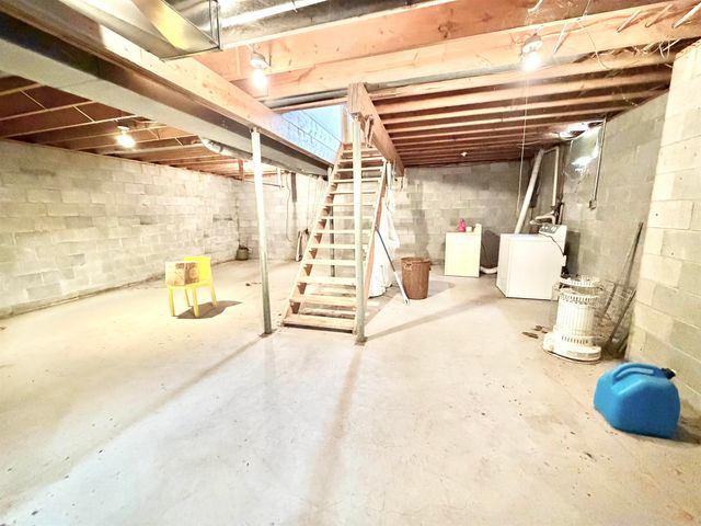 8404 N Dead Stream Road, Lyon Twp, MI 48653