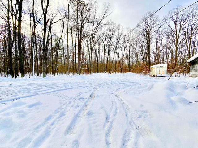 8404 N Dead Stream Road, Lyon Twp, MI 48653